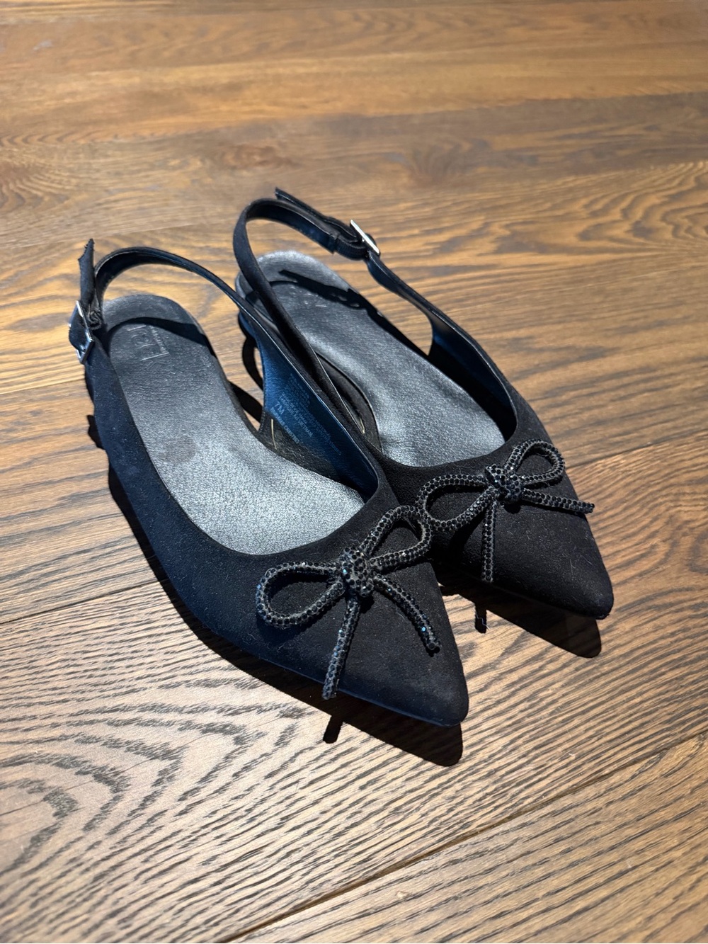 Nordstrom Black Pointed Slingback Flats with Bow Accent